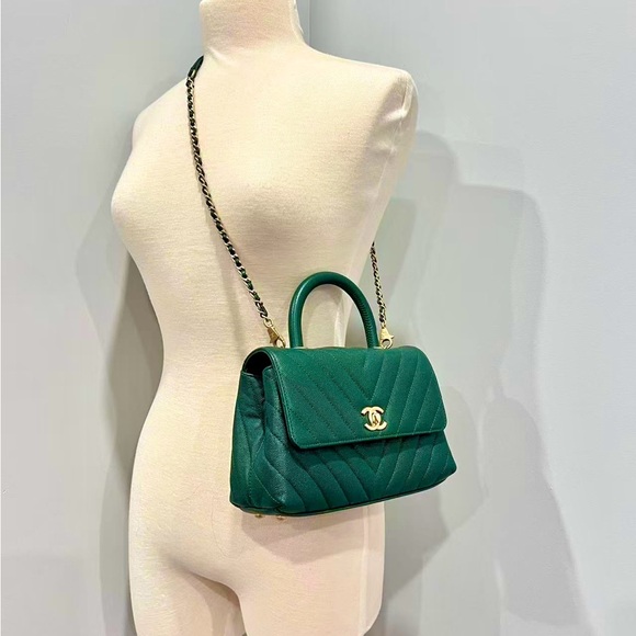 Chanel Caviar Small Coco Handle Bag Green - Picture 8 of 8